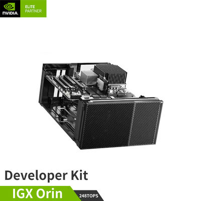 262.7 x 382 x 151.2 mm NVIDIA IGX Orin Entwickler-Kit 940-23840-0001-000 Bis zu 1705 TOPs